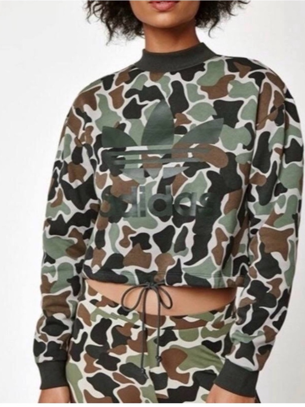 Adidas Sweatshirt Womens Green Camo Cropped Trefoil Pullover Size Large